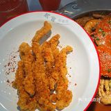 在学校门口可以吃到真么好吃的肉蟹煲了[流泪]