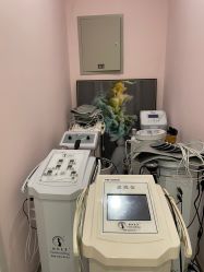 点击看大图 -骄阳兰多产后恢复&减龄中心(万科金域东郡店)