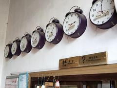 -七贤国际青年旅舍(西七路分店)
