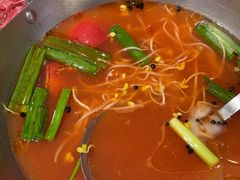 -王奋斗贵州酸汤牛肉火锅