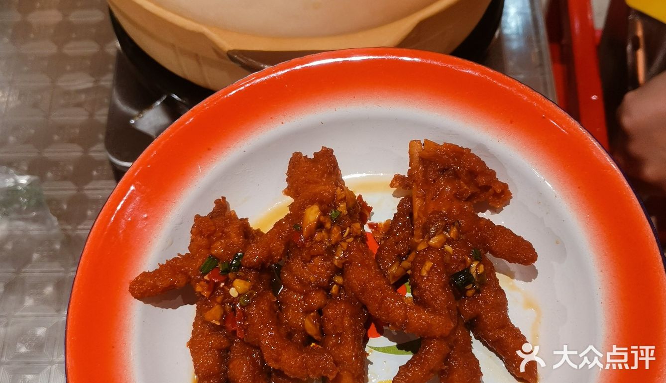 这是一锅会痛风的砂锅粥