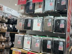 -优衣库(广州番禺万达广场店)