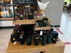 零售区-星巴克(三亚海棠湾国际免税城店)