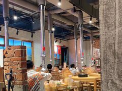 大堂-么肆烤肉·中式自助·烤肉大排档(街道口季佳PAI店)