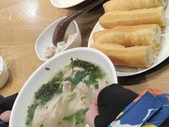 -三好食堂(煎饺·馄饨·肉饼米线·盛世广场店)