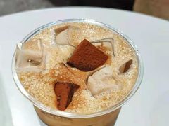 -HUGS coffee(东区店)