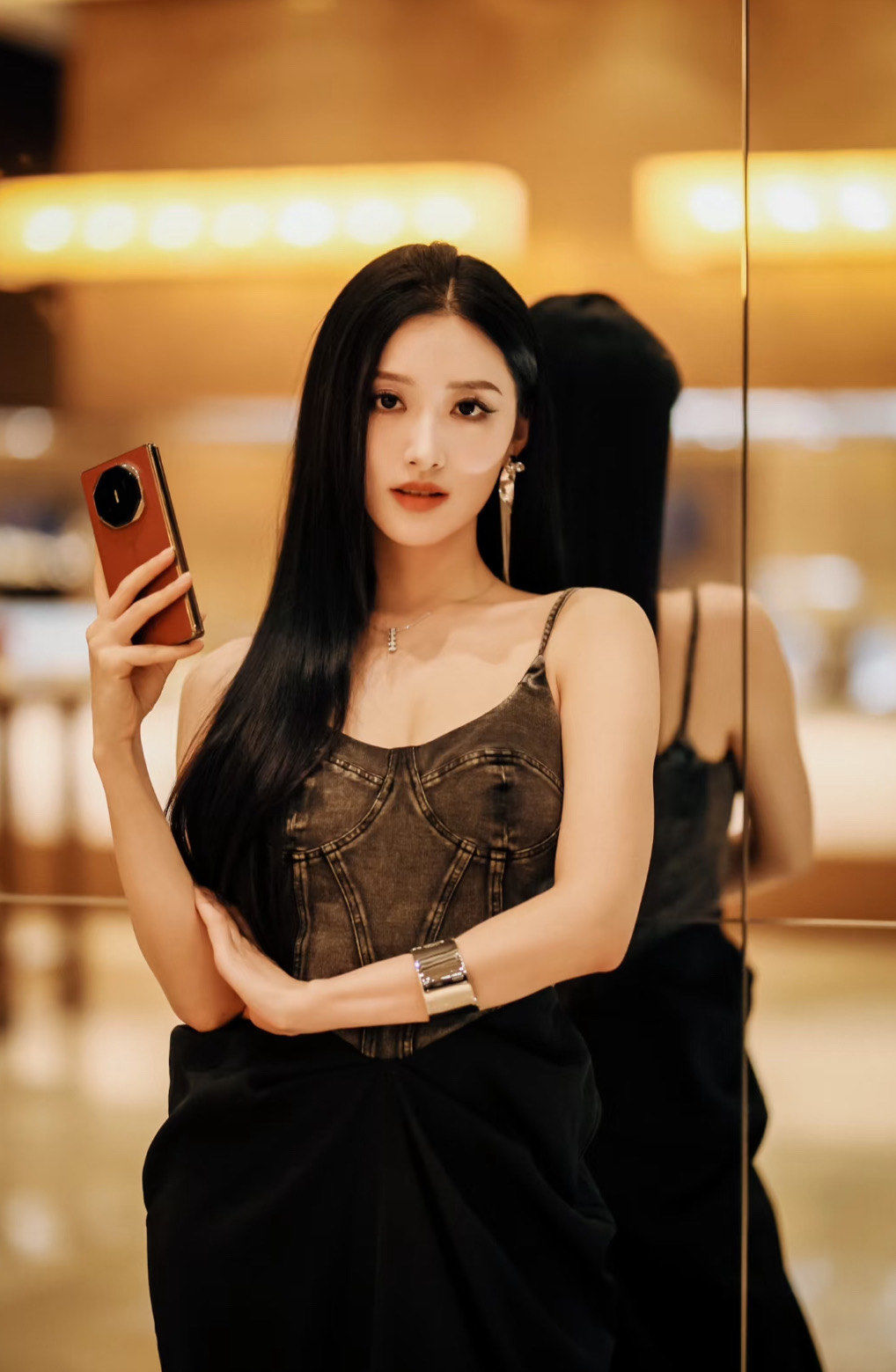 华为女孩也要好好洗脸清洁哦