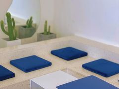 -Blue Concept Cafe&Farm·關於藍