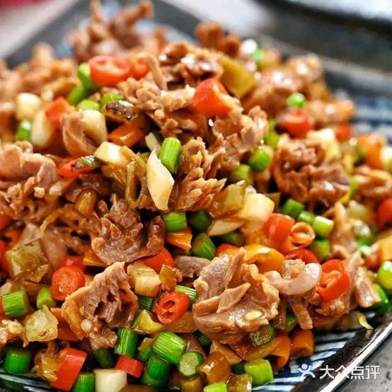 湘时尚新派湘菜馆(嘉富花园店)