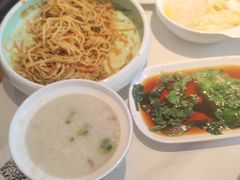 -嘉和一品粥(政府街店)