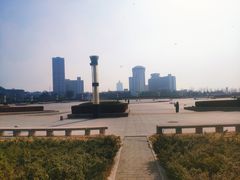 -汇泉广场