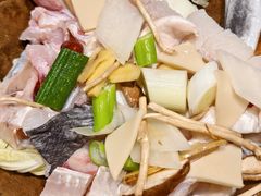 -滇香肴·云南菜蒸汽石锅鱼(云南北路店)