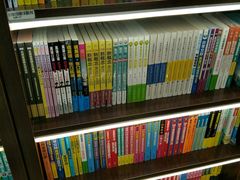 -新华书店(新街口旗舰店)