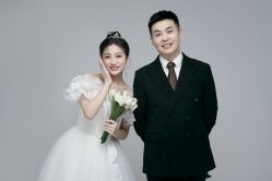 -巴黎春天婚纱摄影STUDIO·定制