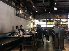 -Carbon莫卡哆·意大利复古集市餐厅(杭州大厦店)