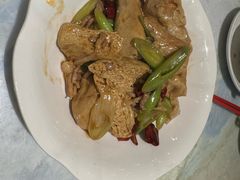 -孔雀云贵川·融合菜(长宁来福士店)