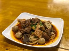 -八一好吃街·高品美食广场