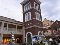 -王府井奥莱临潼小镇(临潼店)