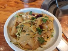 -山河屯铁锅炖(哈西站店)