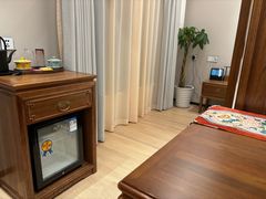 -府学·秋果S酒店(北京南锣鼓巷四合院店)