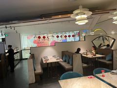 大堂-周渝食惦·酸菜鱼精致川菜(横岗店)