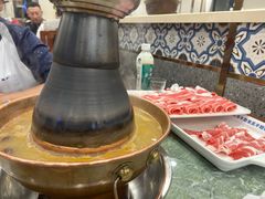 -楼外楼大刀肉传统火锅(西安大路店)