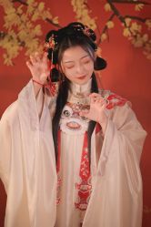 -汉仪华裳汉服馆(打浦桥店)