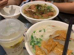 -凯峰鱼汤米线(金利達店)
