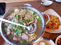 -肖四女·江湖菜(临港店)
