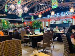 大堂-龙泉人椰子鸡.糟粕醋.海南菜(三亚旗舰店)