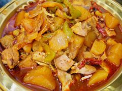 -牛一嘴·兰州牛肉面·大盘鸡(财富中心店)