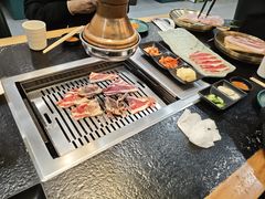 -臻牛烤肉