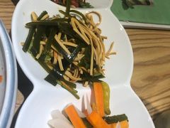 -小镇大厨新概念复合中餐厅(万达广场大连高新店)
