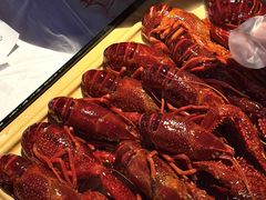 -肥肥虾庄·金牌油焖大虾(汉街SKP店)