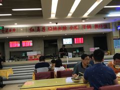 -红鼻子桂林米粉(金唐新光界店)