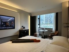 -朵兰达V酒店(成都春熙路太古里国金中心店)