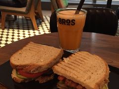 -Moka Bros 摩卡站(西单大悦城店)