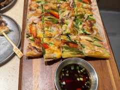-蚂蚁洞·烤肉大营地(上海静安大悦城店)