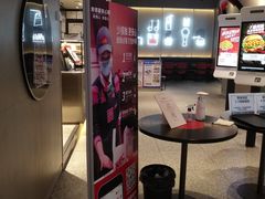 -肯德基(凯德国贸店)