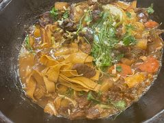 -万里闯关东铁锅炖菜馆(高新旗舰店)