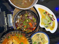 -醉美云南·云南菜主题餐厅(昆明站北京路双龙商场店)