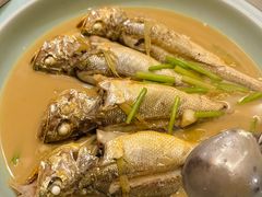 红烧小黄鱼-小厨师·二十年沈家门小海鲜(百井坊巷店)