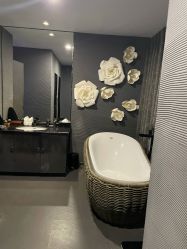 -THANN EXPRESS SPA