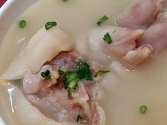 -雷祖芳老妈蹄花店