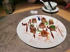 -穹六人间 people 6(岳阳路店)