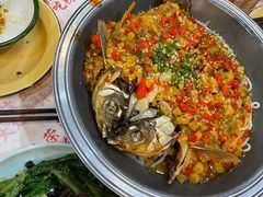 油浸鱼-堂瓦里·33年传统赣菜(第一街区店)