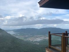 -三亚亚龙湾人间天堂鸟巢度假村