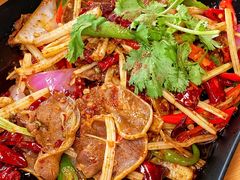 -大众跷脚牛肉馆·非遗传承单位(峨眉山店)