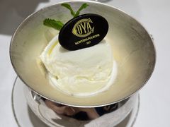 酸奶冰淇淋-COVA(新天地Xintiandi店)