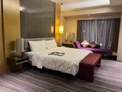 -青岛富力艾美酒店